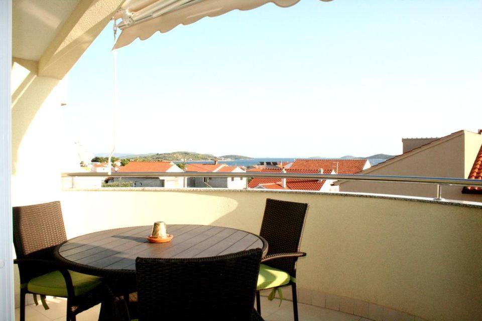 Ferienwohnung White Anchor Vodice Exterior foto