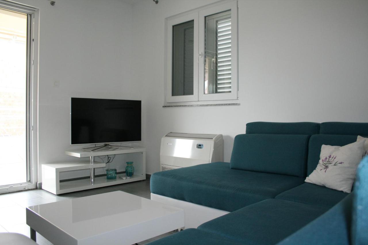 Ferienwohnung White Anchor Vodice Exterior foto