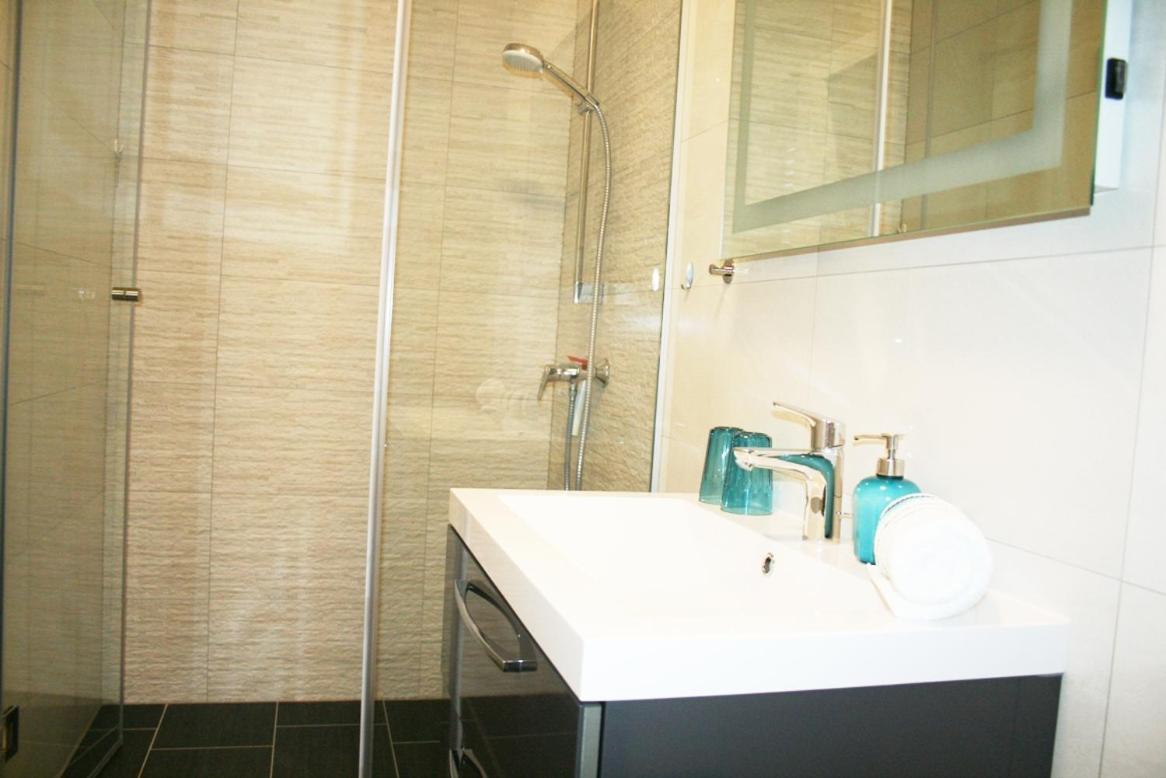 Ferienwohnung White Anchor Vodice Exterior foto