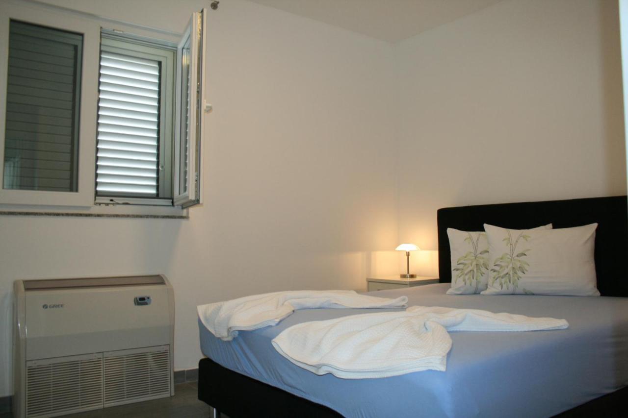 Ferienwohnung White Anchor Vodice Exterior foto