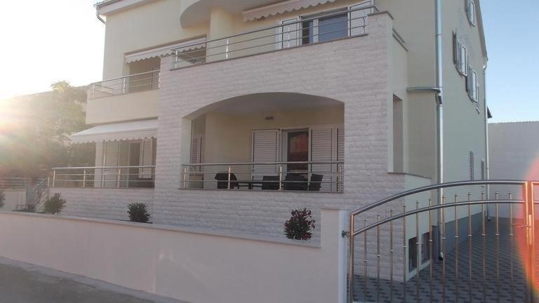 Ferienwohnung White Anchor Vodice Exterior foto